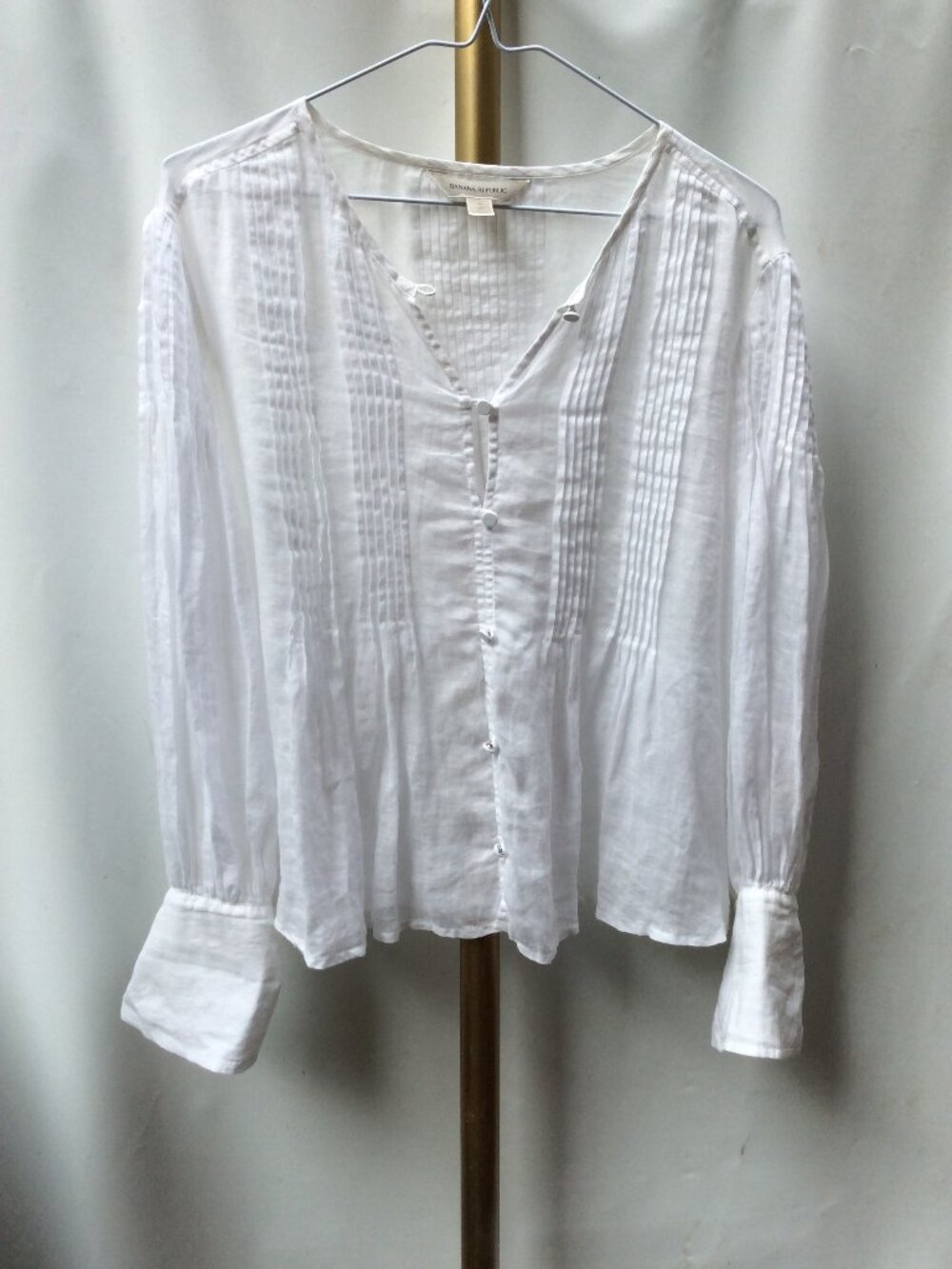 Banana Republic Pintuck Long Sleeve Boho Blouse 100% Ramie Size M